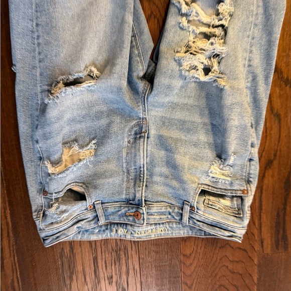 Distressed Light Blue Women's Jeans - Picture 3 of 11